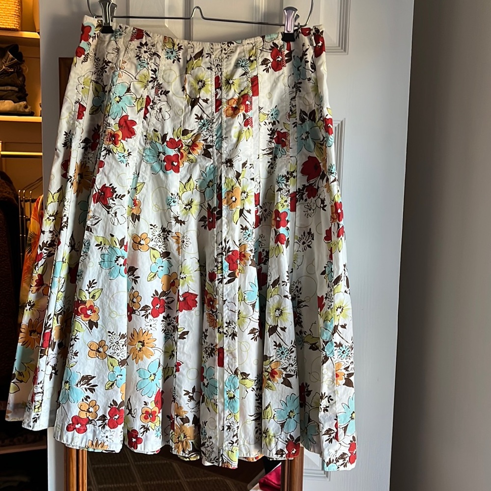 Cabi a-line floral skirt